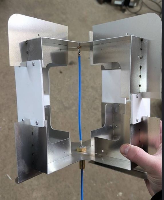 Антена квадрофілярна 300 Мгц - 2900 Мгц для РЕБ