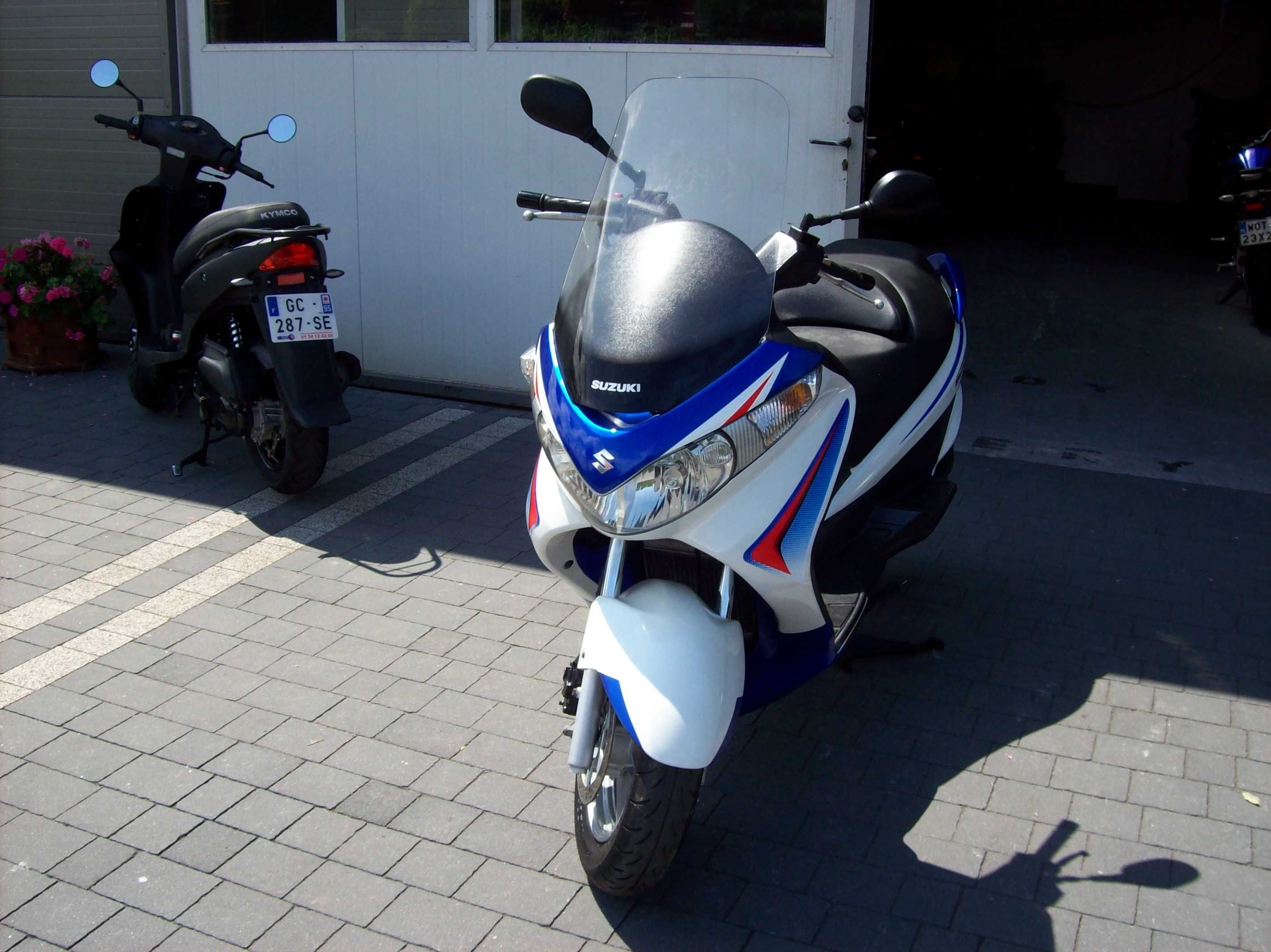 Suzuki Burgman 125 malowanie GSXR