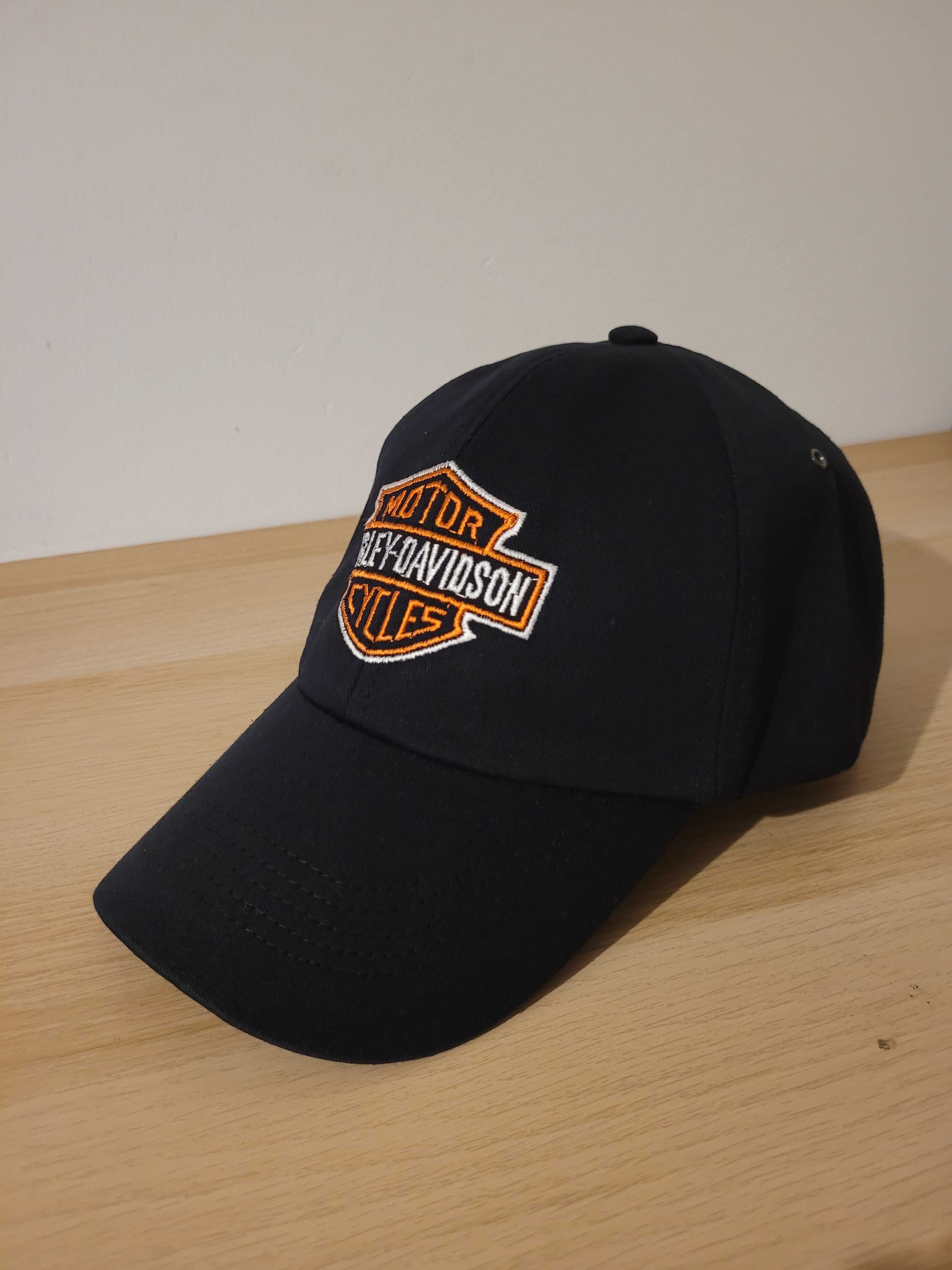 Czarna czapka z daszkiem harley davidson