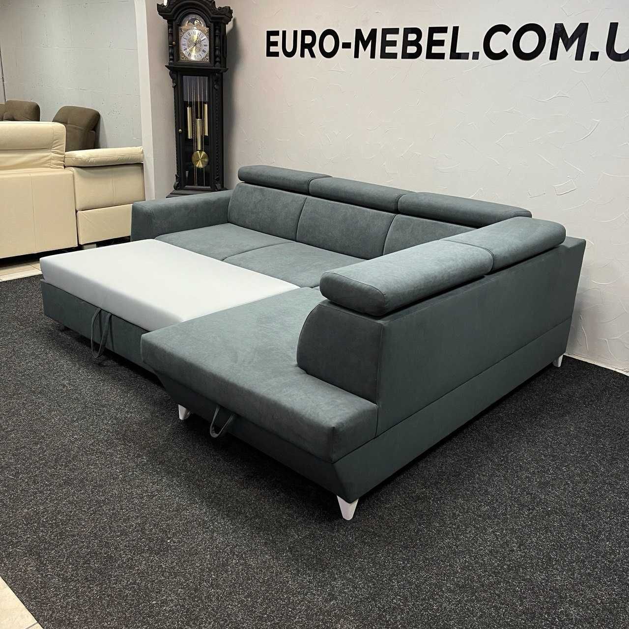 Новий розкладний диван в тканині купити
