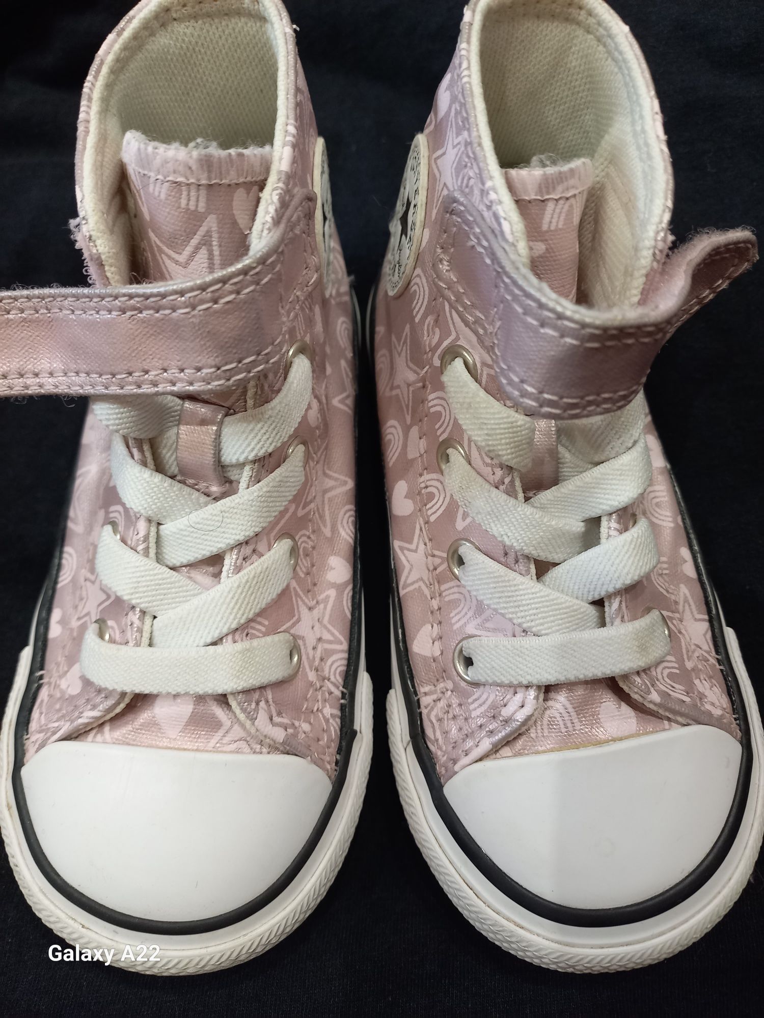 Детские converse 22-23 размер.