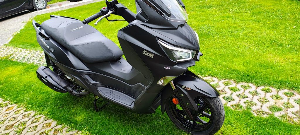 Sym Joymax Z 125 (GTS Cruisym)