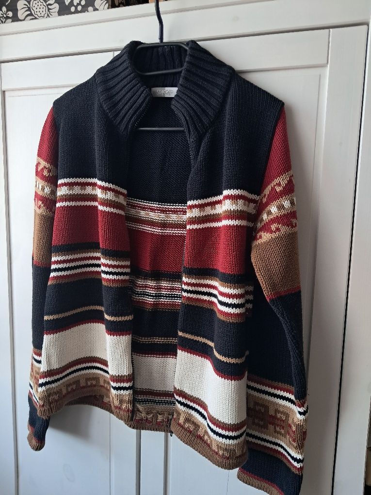 Sweter w etniczne wzory rozmiar L