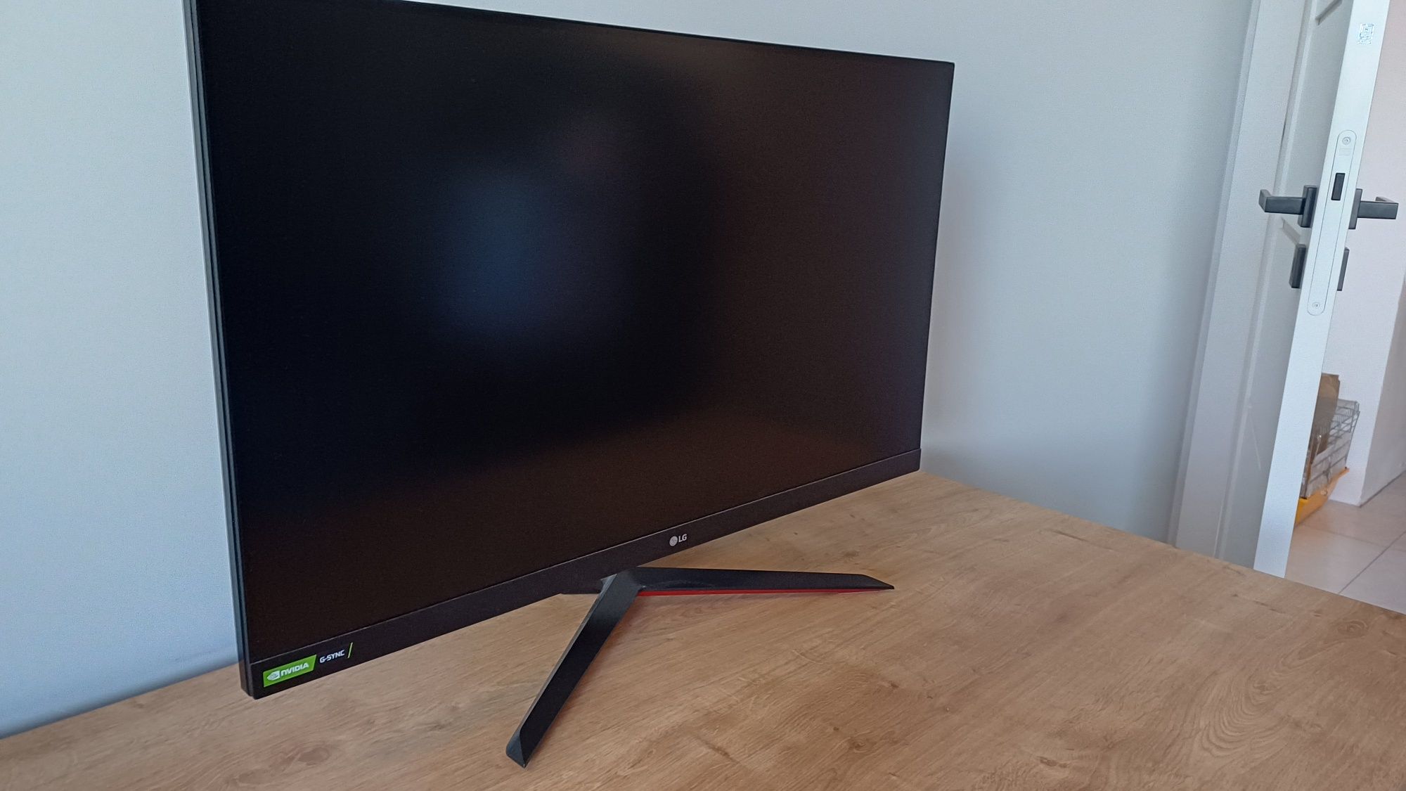 Monitor LG ULTRAGEAR 32GN550-B G-sync 165HZ VA 1ms