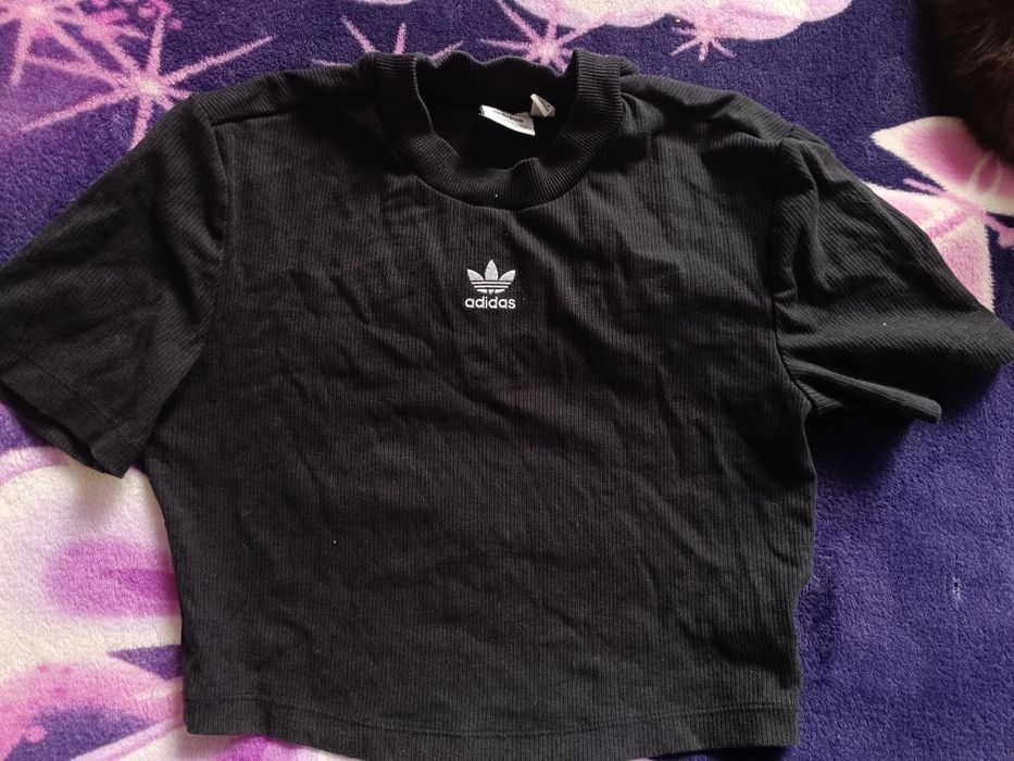 топ черный адидас