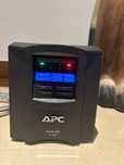 APC Smart-UPS 750VA/500W  230v 6 tomadas