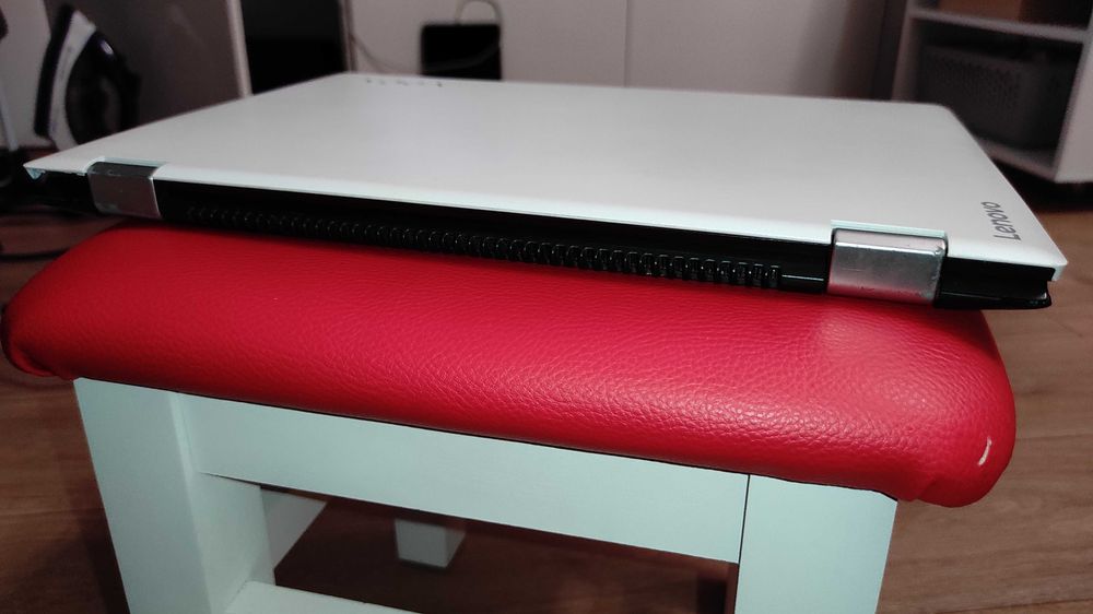 Lenovo Yoga 510-14IKB i7-7500U, 4GB RAM, 256GB SSD, ekran dotykowy