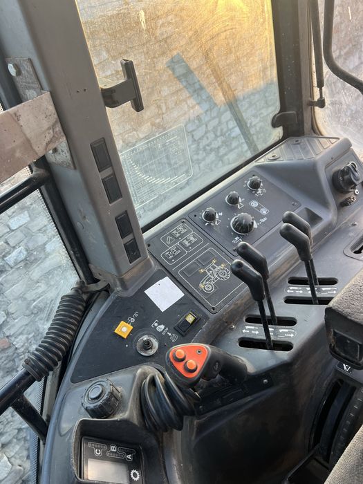 wyprzedaż sprzetow rolniczych