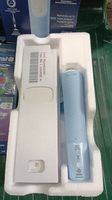 Електрична зубна щітка (нова)