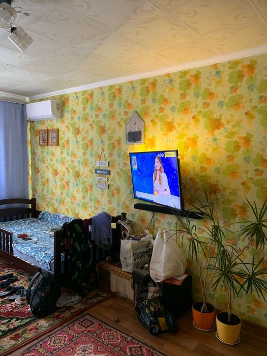 Продам квартиру 1к. Яворницьке