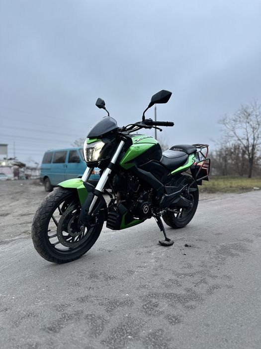 Bajaj Dominar 400 ABS Стріт Мотоцикл