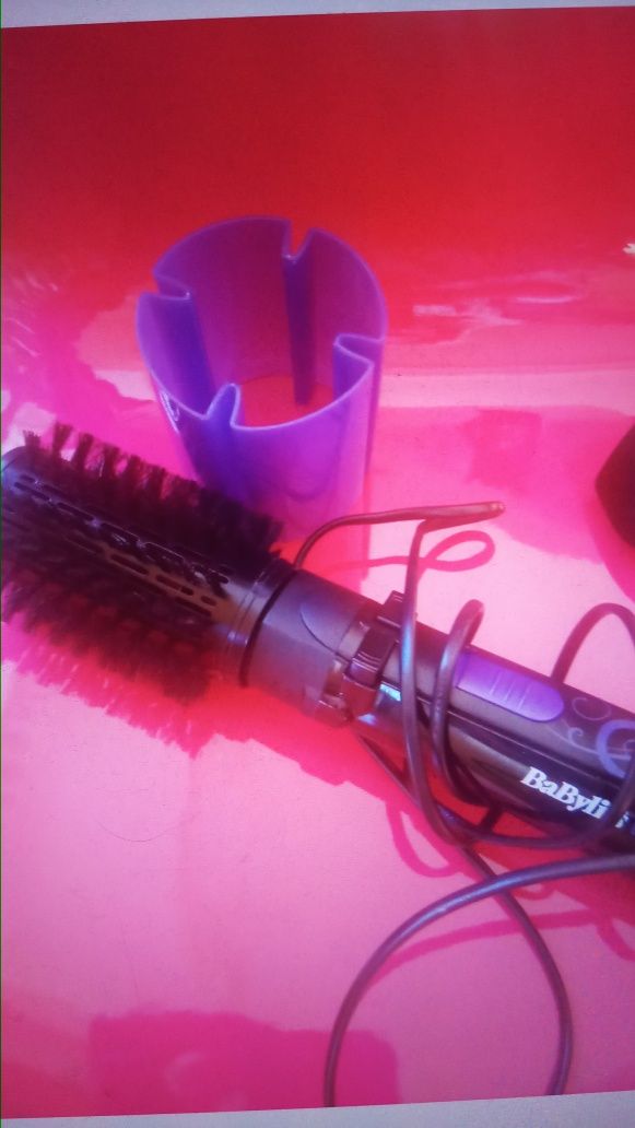 Продам абсолютно новую машинку для стрижки от Baby liss