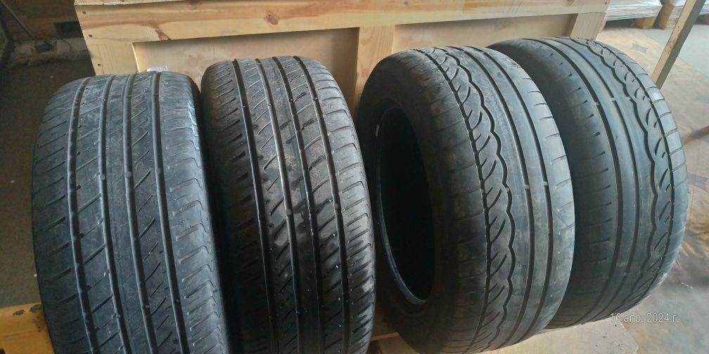 Комплект шин 235/55R17   2+2 шт