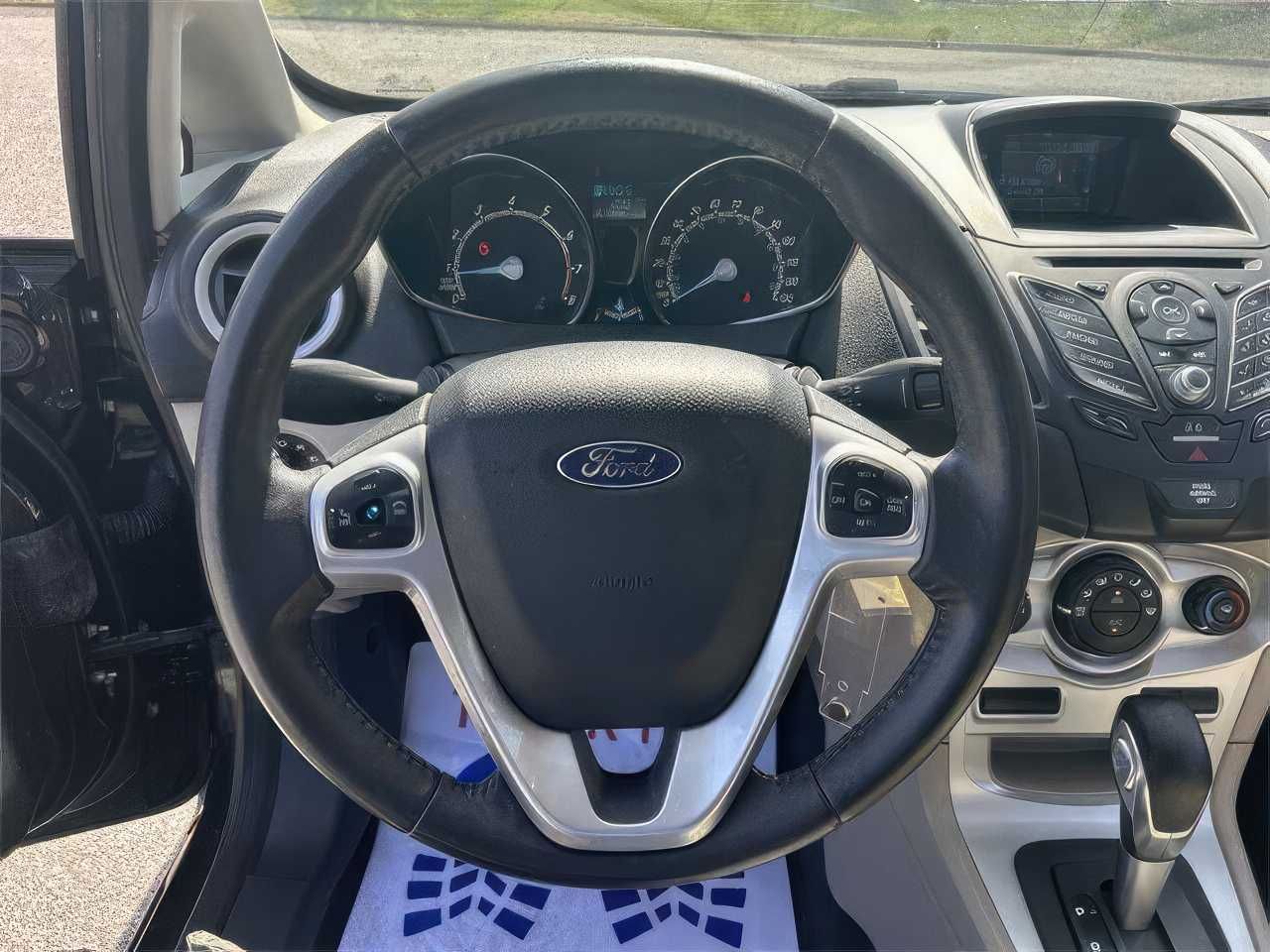 2016 Ford Fiesta SE