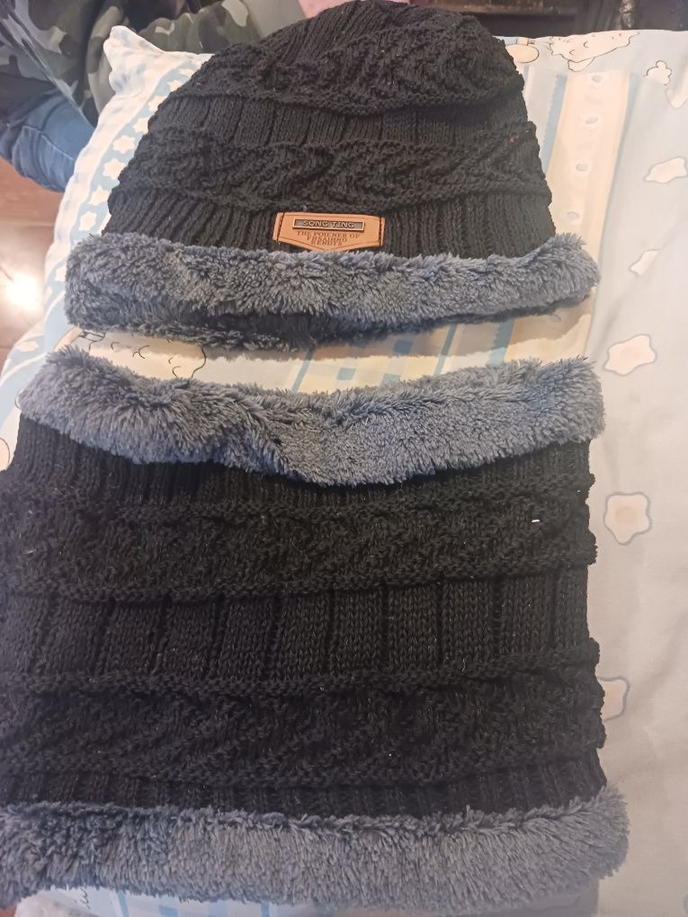 Komplet męski czapka futro szalik komin portwel