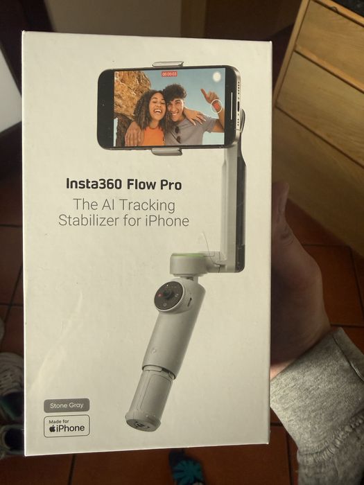 Insta 360 flow pro NOVO SELADO