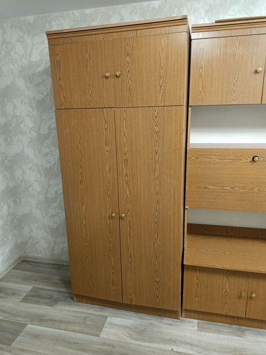 Продам стінку в вітальню