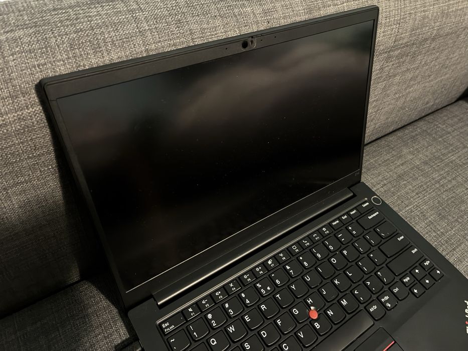 Lenovo ThinkPad E14 Gen 2 – Ryzen 3 / 8GB / 256GB SSD – Stan bdb