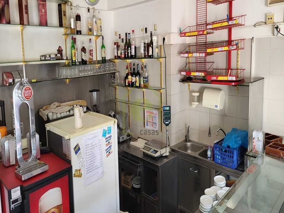 Vende-se Café, Snack-Bar no Casal do Cotão - São Marcos, Cacém