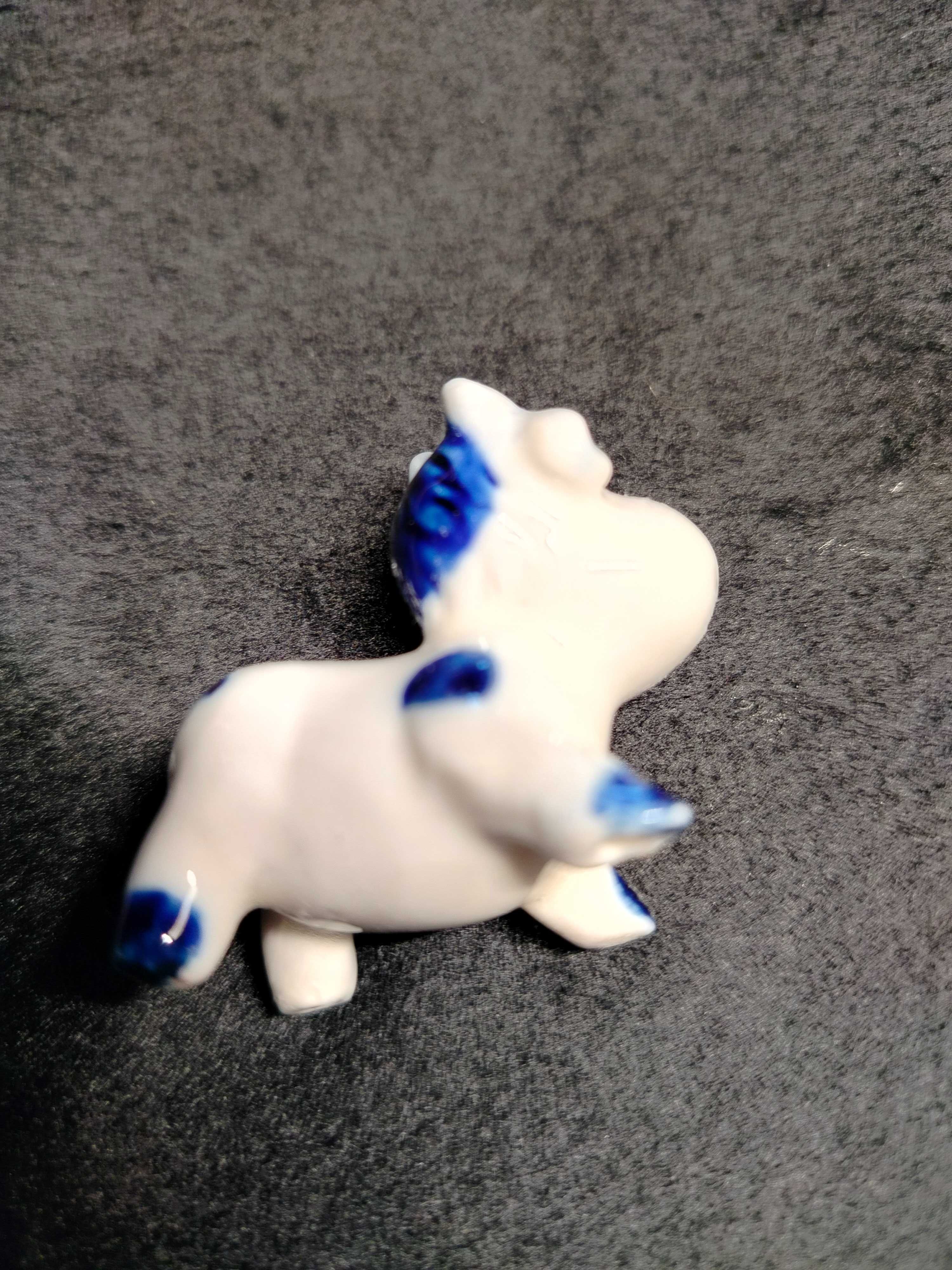 Figurka porcelanowa Vintage krówka
