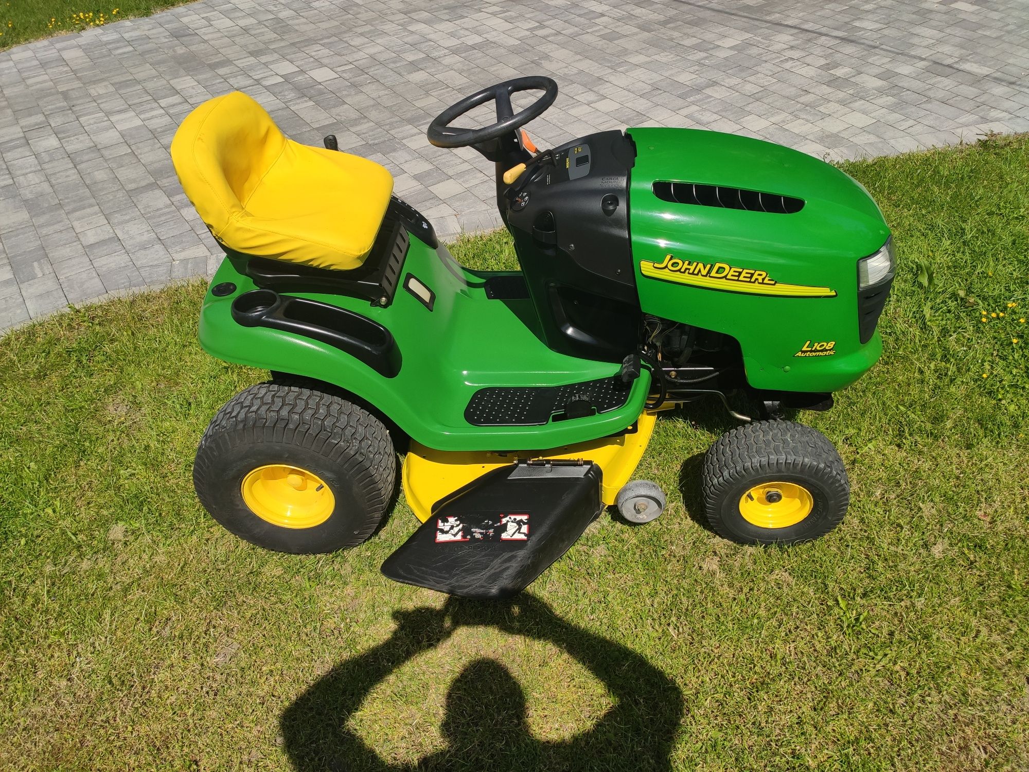 Traktorek kosiarka John Deere L108 Briggs 18,5KM Pompa Hydro USA