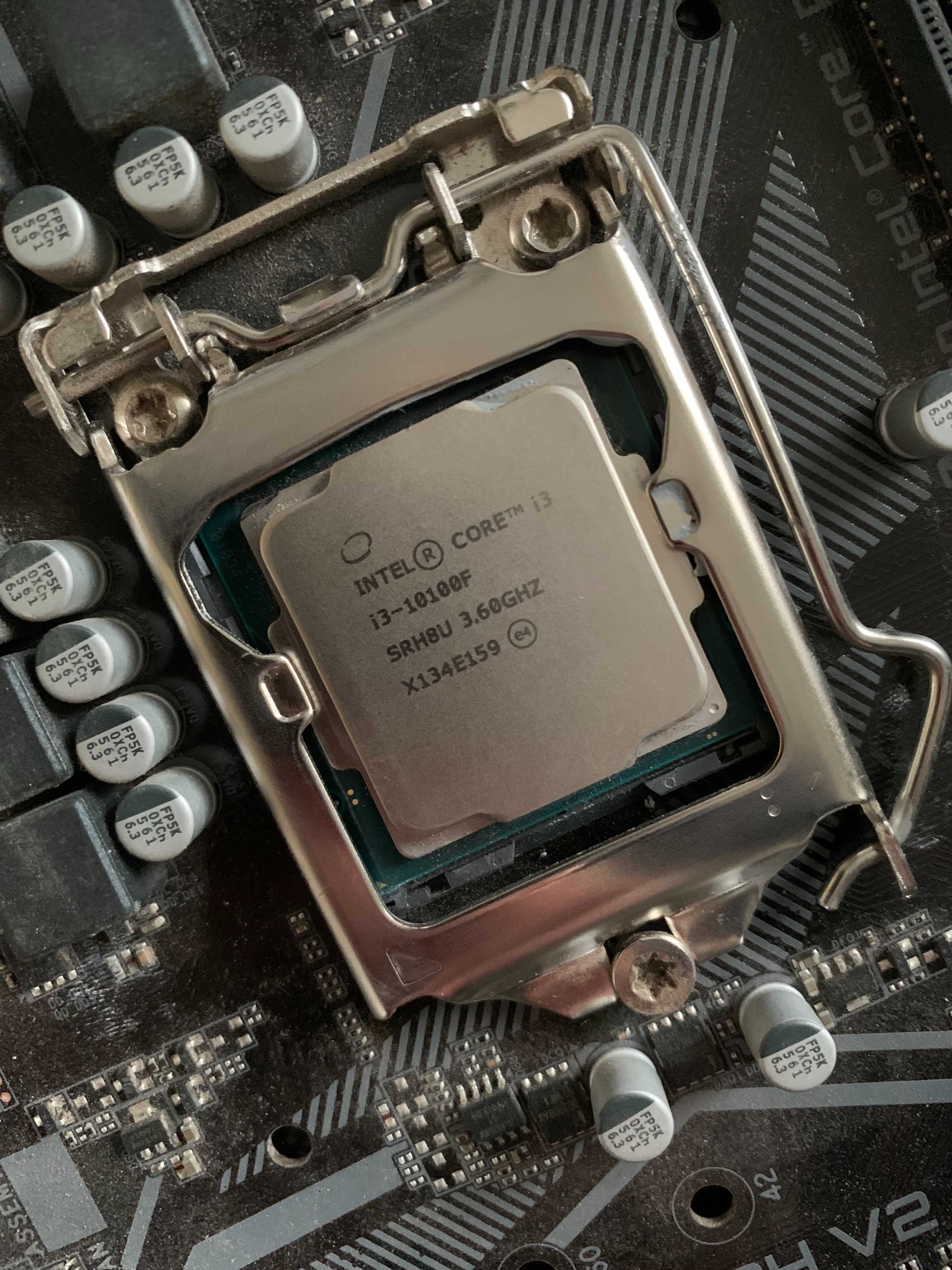 Комплект s1200 Intel core I3 10100f+ddr4 16gb+Gigagyte h410 8 потоків