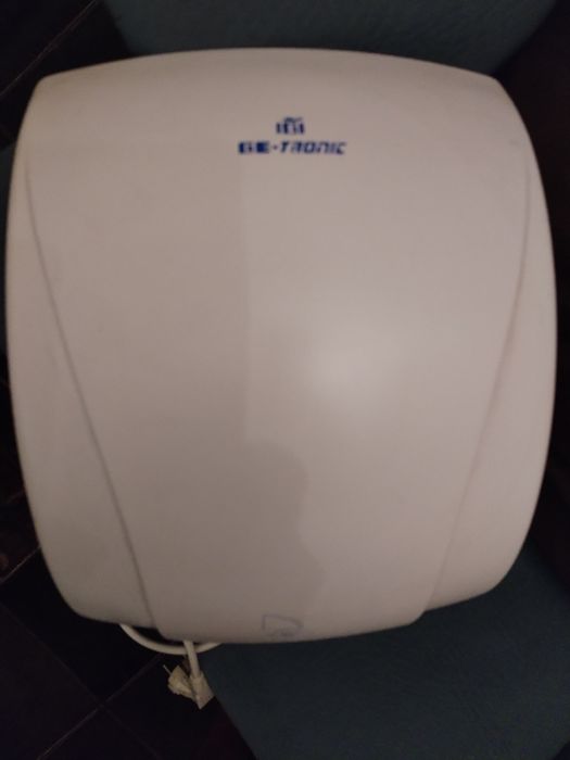 Secador de Mãos elétrico