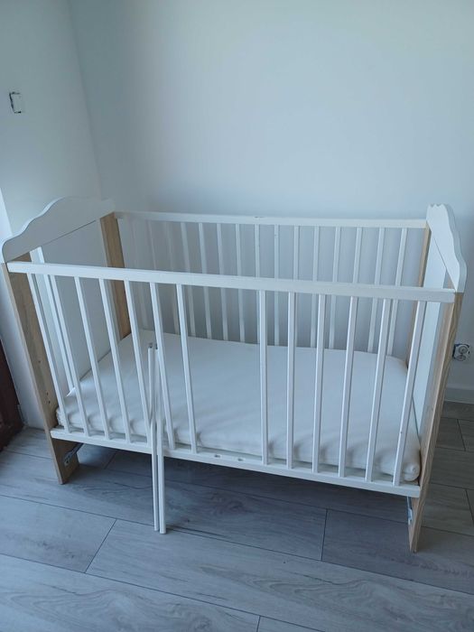 Łóżeczko,dostawka