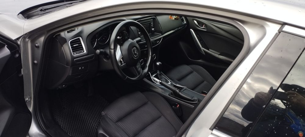Mazda 6 Sport 2014 Silver 2.5L
Авто як приїхало з США заводилось і їха
