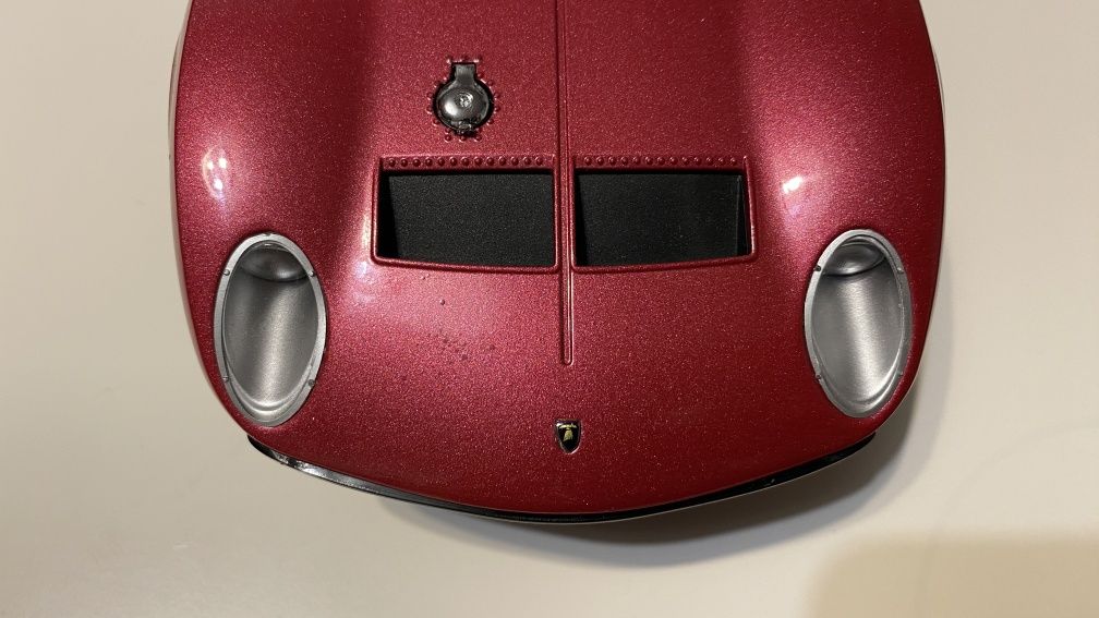 Kyosho 1:18 Lamborghini Miura Jota SVJ Rosso Granada (Burgundy Red)