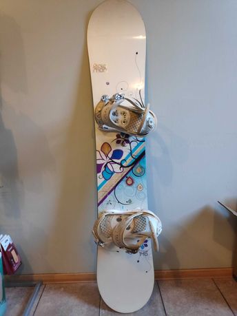 Deska Snowboardowa Salomon 146 + Burton wiązania s/m