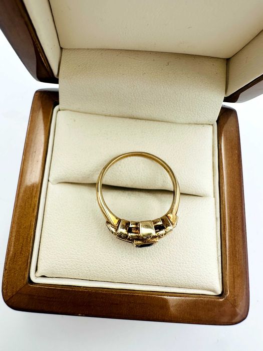 Złoty Pierścionek z Diamentami i Szafirem | 3,60g | Certyfikat!