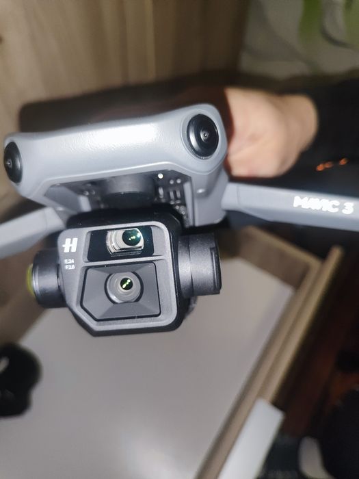 DJI Mavic 3 Fly More Combo