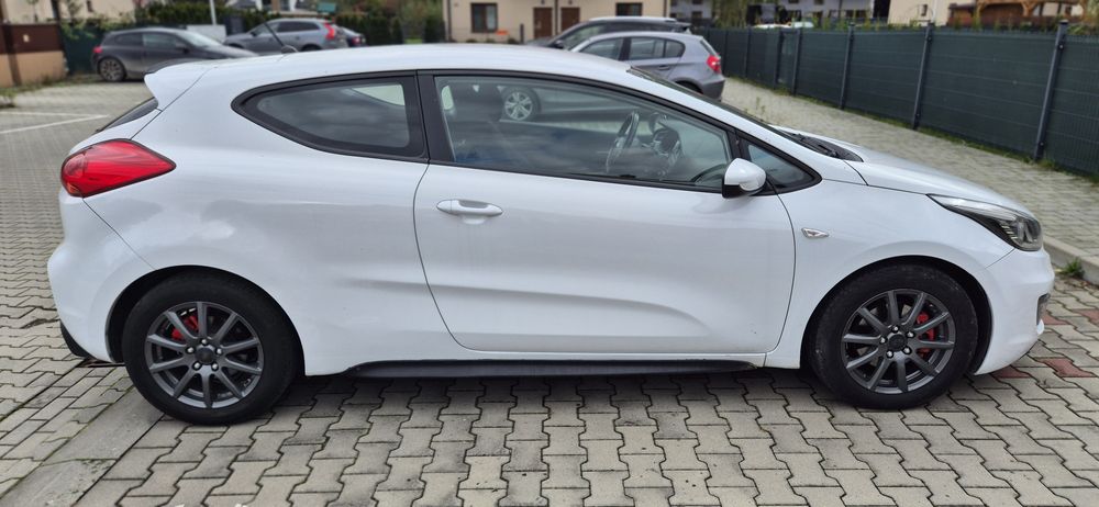 Sprzedam Kia Cee'd Diesel 1,4 2015