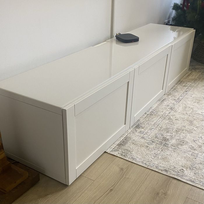 Móvel tv ikea branco c/ Vidro superior