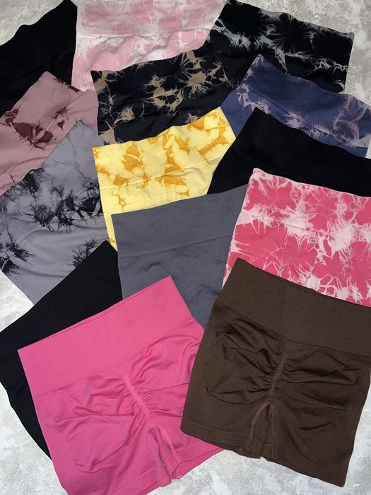 Шорти та лосини з ефектом Push-up