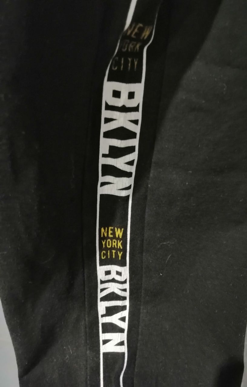 2 sztuki  Legginsy bawełna New York City i NASA roz. XS/S 158