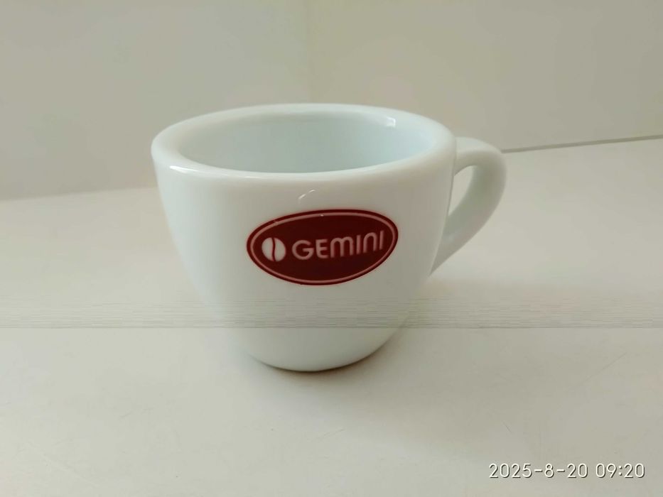 Кофейные чашки,толстый фарфор, цена за все