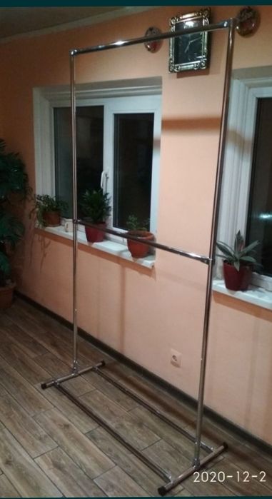 Стойка напольная металическая  рейл стойка вешалка