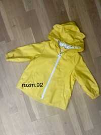 Gumowana kurtka Zara 92 przeciwdeszczowa żółta z uszkami