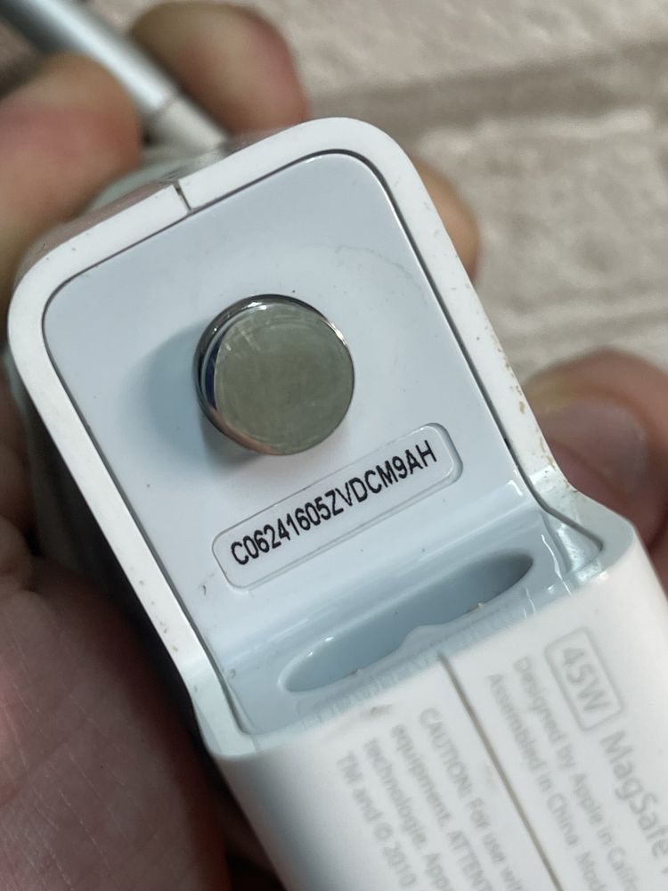 Блок питания MagSafe 45W для Apple Macbook б/у