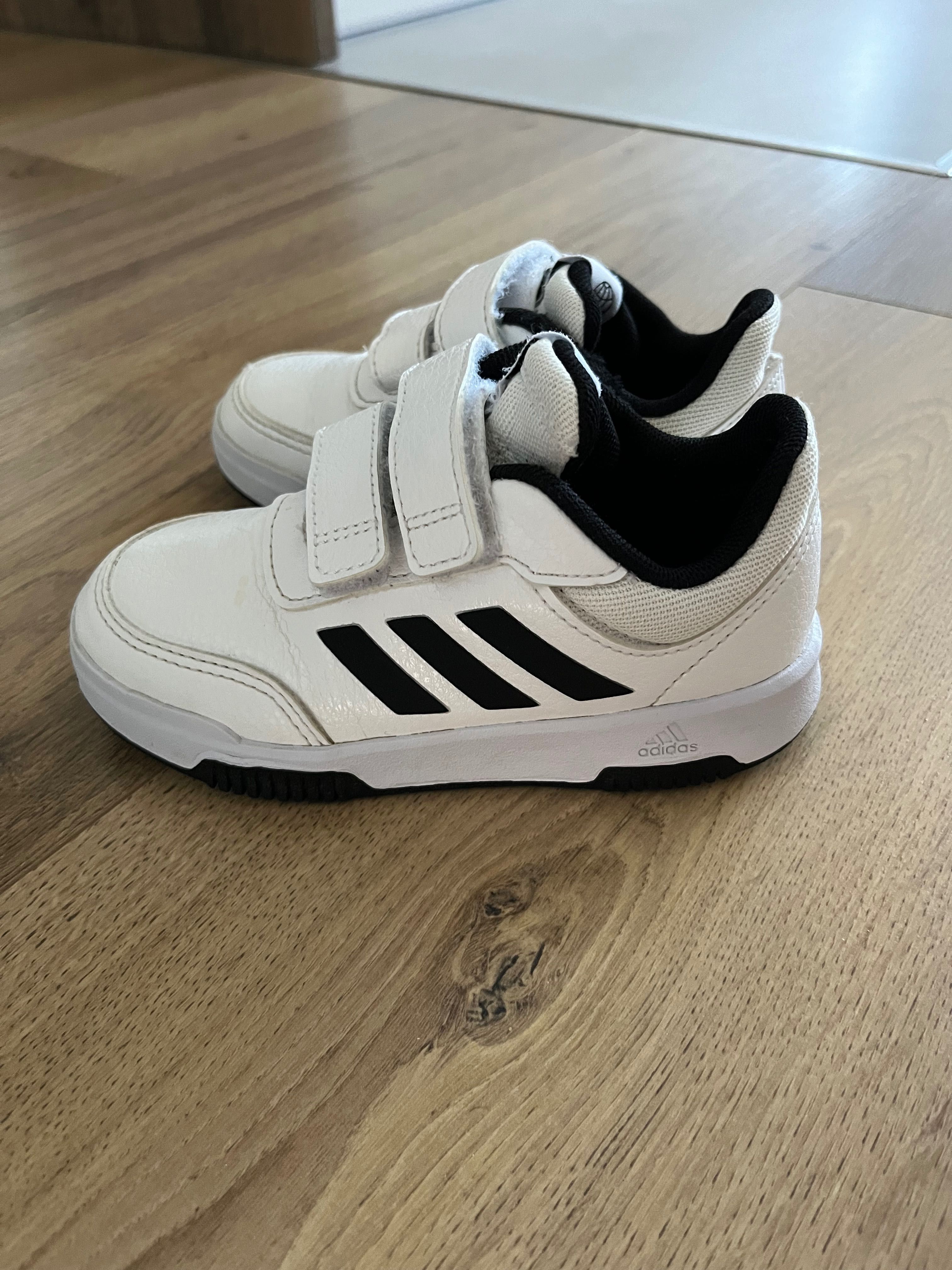 Buty Adidas r.26