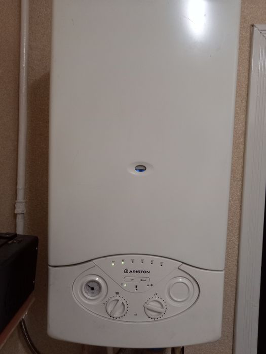 Запчастини до Котла газового Арістон двохконтурний  димохідний