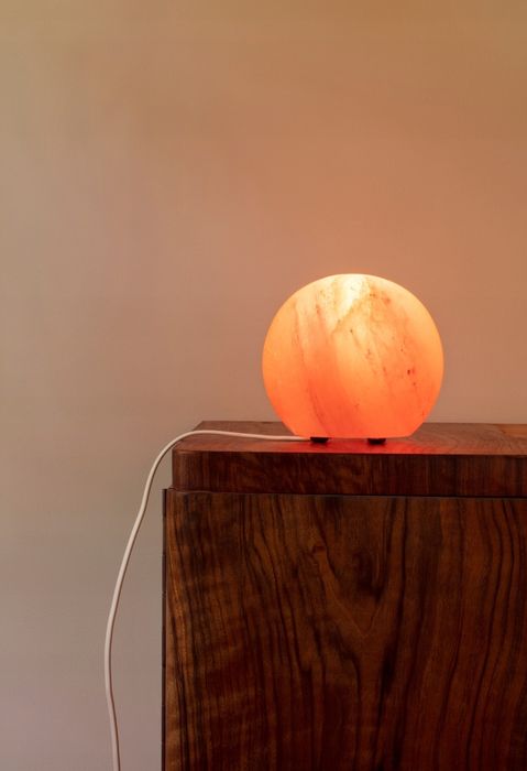 Nowa lampa solna kula Pomarańczowa jonizującą powietrze zdrowe światło