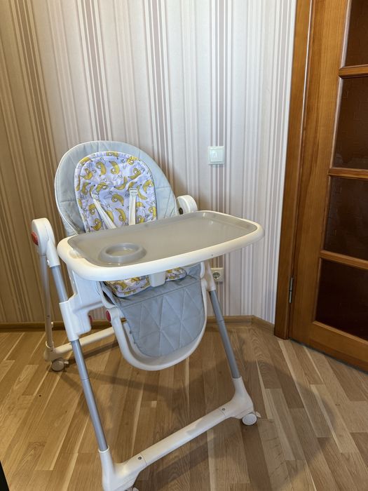 Стільчик для годування El Camino Crystal.