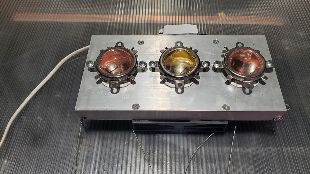 Фітопрожектор 150 Вт. ПОВНИЙ спектр, з лінзами!