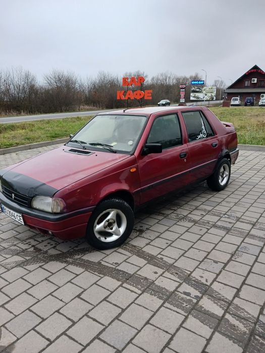 Продам автомобіль дачія суперново