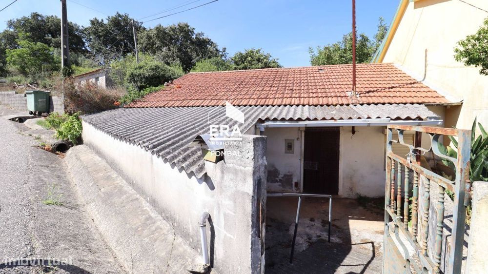 Moradia para reconstrução, em Ansião