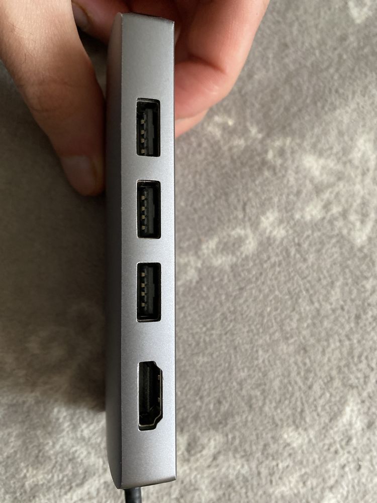 Satechi Adapter USB-C x3 USB-A HDMi Micro/SD