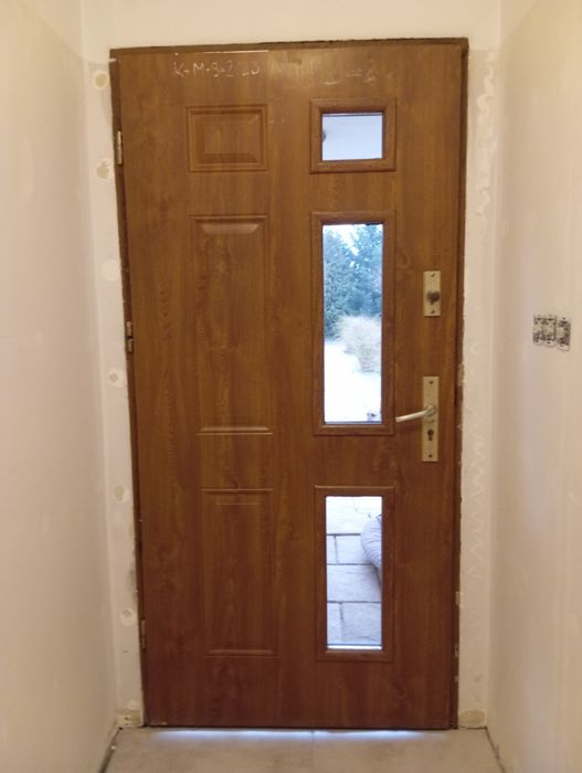 Drzwi zewnętrzne 90 cm